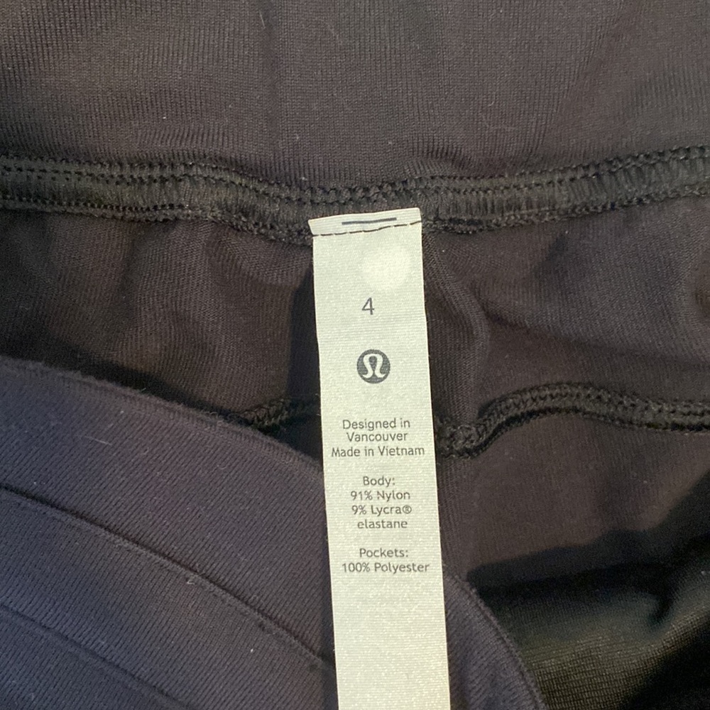 Ready to Rulu Jogger Size 4 - Picture 3 of 5
